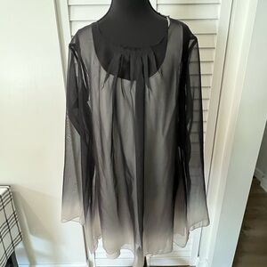 Simply Vera Vera Wang Elegant Gray Blouse